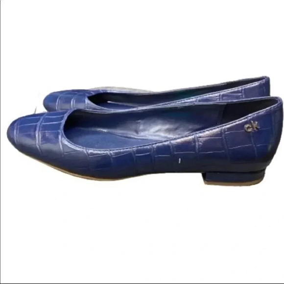 Calvin Klein leather flats NWOBOX - Picture 9 of 9